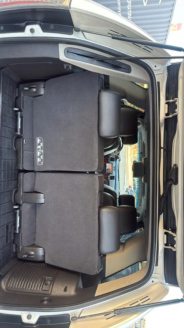2014 Cadillac Escalade Premium - Photo 10