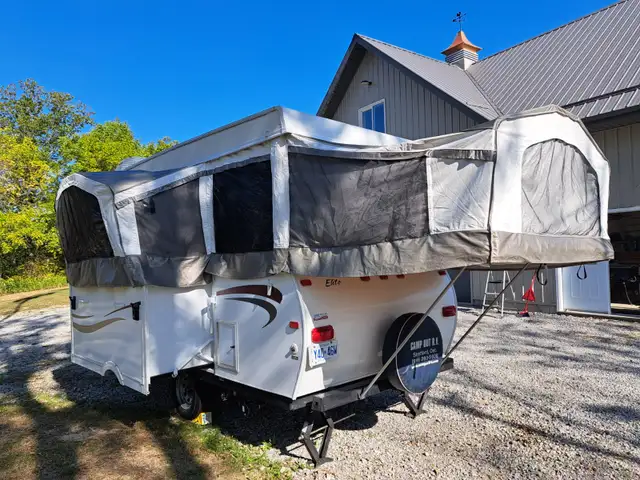 2010 Palomino Mustang Highwall Tent Trailer