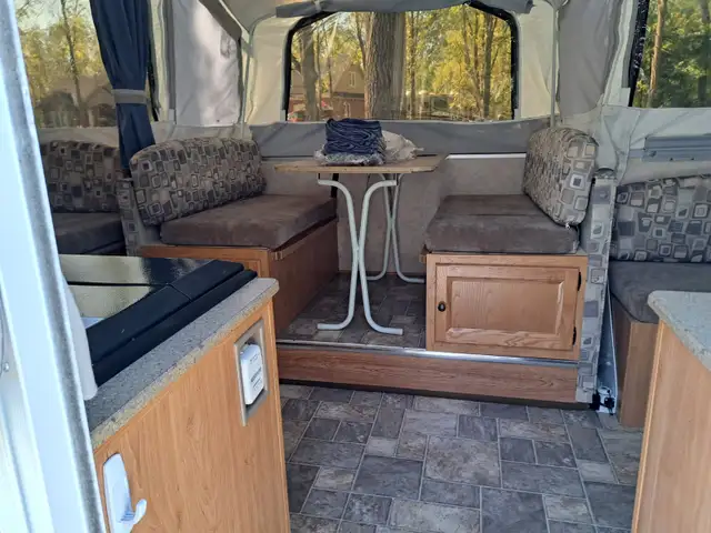 2010 Palomino Mustang Highwall Tent Trailer - Photo 6
