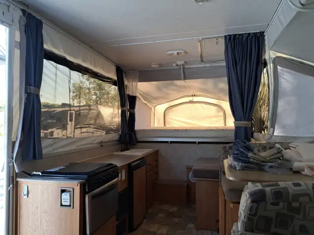 2010 Palomino Mustang Highwall Tent Trailer - Photo 7