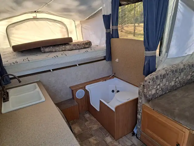 2010 Palomino Mustang Highwall Tent Trailer - Photo 9