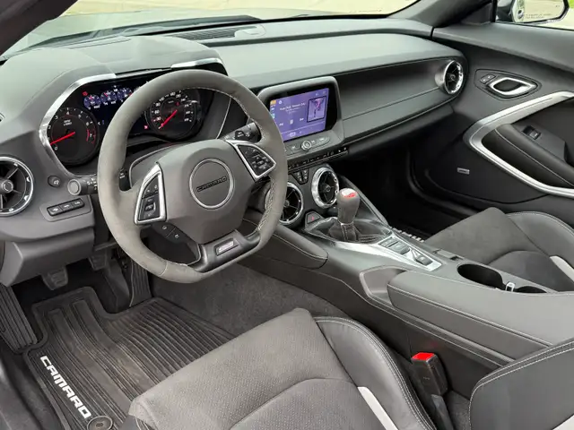 2023 Chevrolet Camaro 2SS 1LE - Photo 10