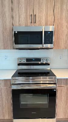 NEW 2 BEDROOM APARTMENT TOP FLOOR FOR RENT! PETS WELCOME!! - Photo 11