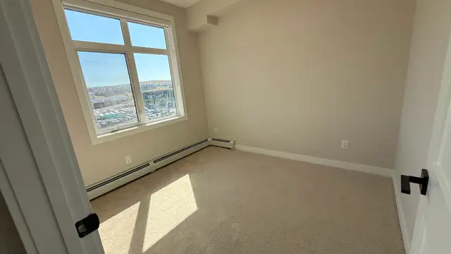 NEW 2 BEDROOM APARTMENT TOP FLOOR FOR RENT! PETS WELCOME!! - Photo 18