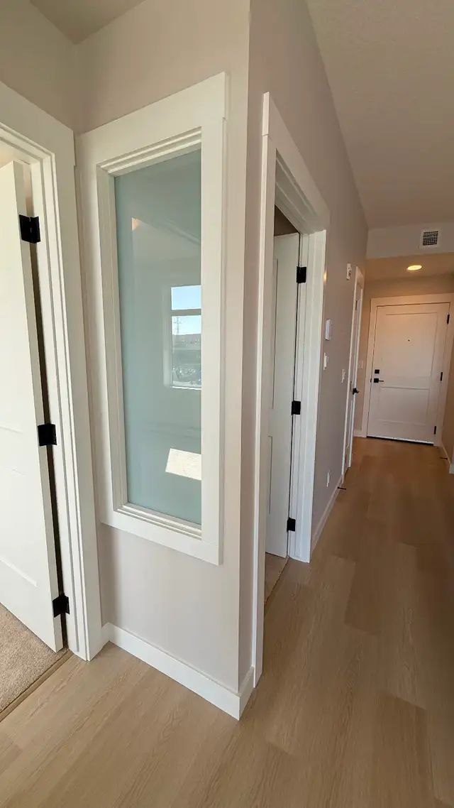 NEW 2 BEDROOM APARTMENT TOP FLOOR FOR RENT! PETS WELCOME!! - Photo 21