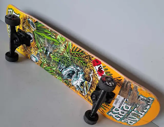 Death Wish Skateboard (31550705) - Photo 3