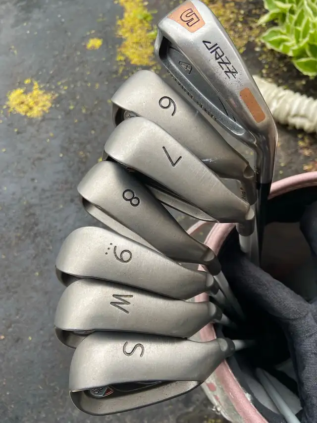 Lady’s Ping golf clubs   golf bag - Photo 2