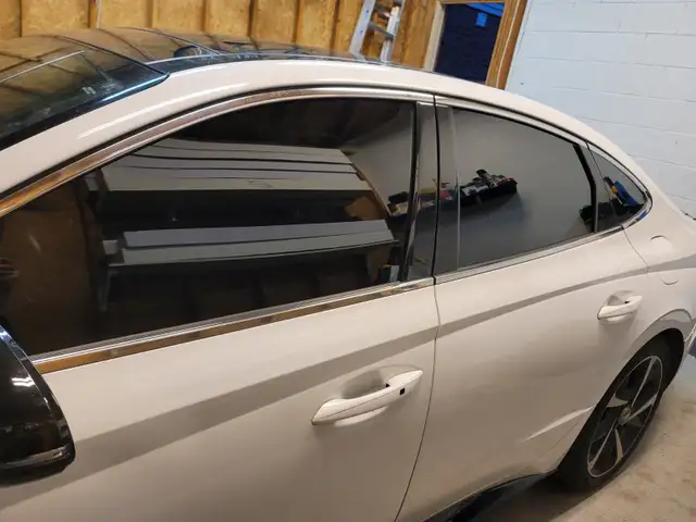 PROFESSIONAL WINDOW TINTING TINT - Photo 7