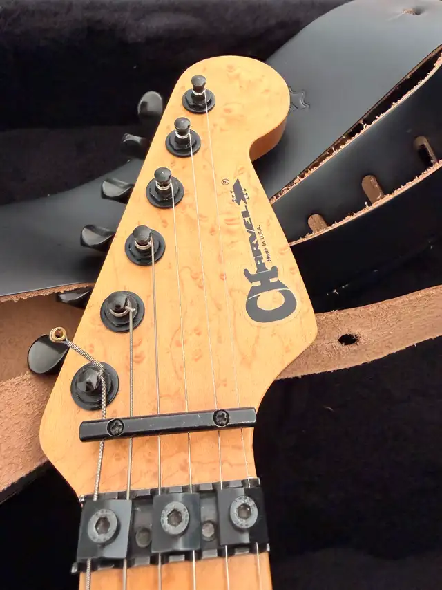 Late 80’s Charvel custom shop W/ GORGEOUS bird’s eye maple - Photo 5