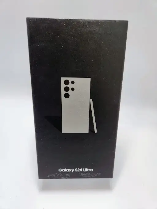 Samsung Gaalaxy S24Ultra 256gb 3 Months Warranty W/Charger