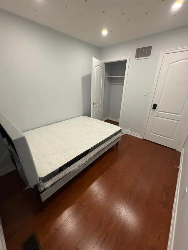 1 Bedroom for Rent in Mississauga - Photo 2