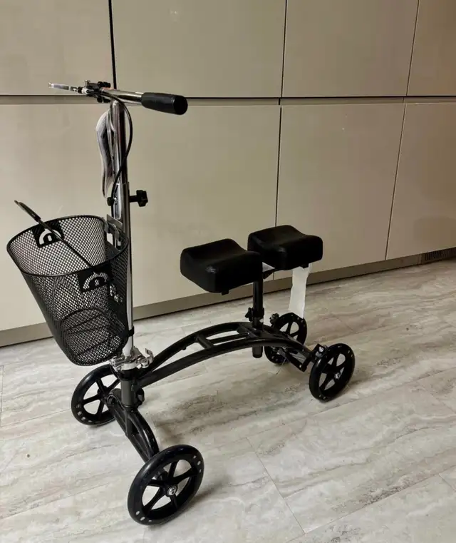 Medical Knee Walker (BRAND NEW) - Photo 2