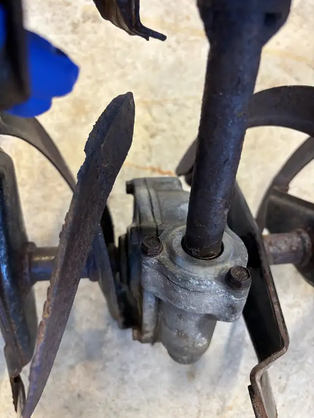 HS55 auger gear case - Photo 6