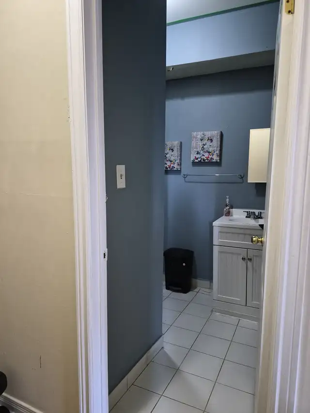 BEAUTIFUL ROOM RENT  $50 DAILY, WEEKLY. NO LAST MONTH DEPOSITS - Photo 3