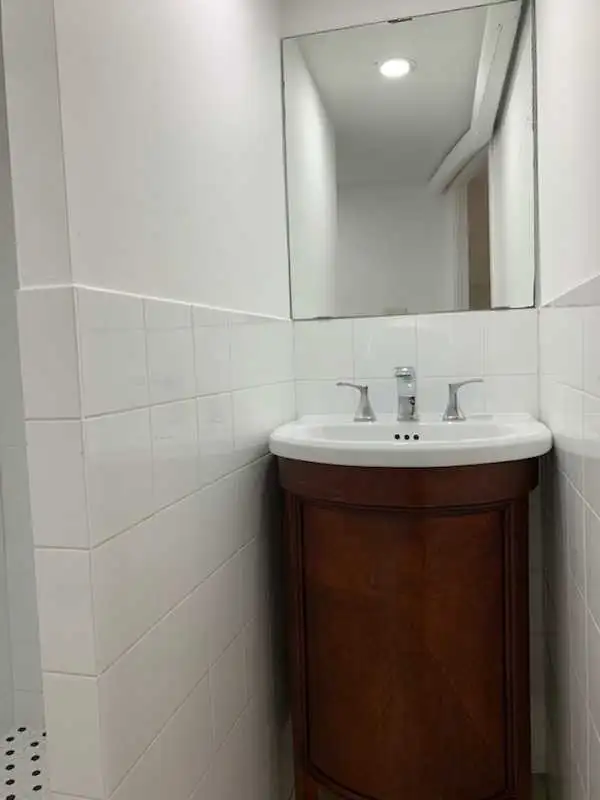 East Downtown (Woodbine/Danforth) ONE bdrm $1475 - Photo 6