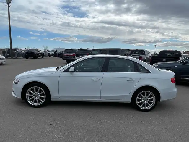 2014 Audi A4 Progressiv Quattro AWD/NAVIGATION/LEATHER/SUNROOF - Photo 4