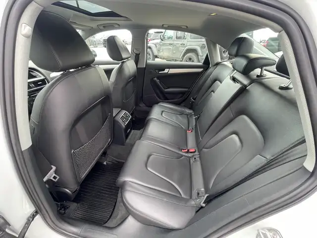 2014 Audi A4 Progressiv Quattro AWD/NAVIGATION/LEATHER/SUNROOF - Photo 12