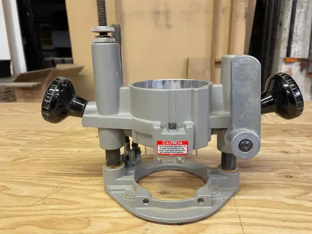 Porter Cable Model # 6931 PLUNGE ROUTER BASE - Photo 2