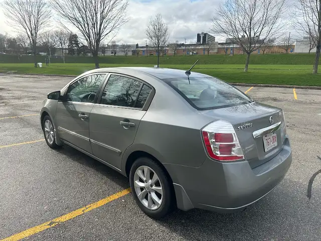 10 SENTRA SDN 2L 122K Clean Title Automatic Safety 2 Yrs Warrnty - Photo 6