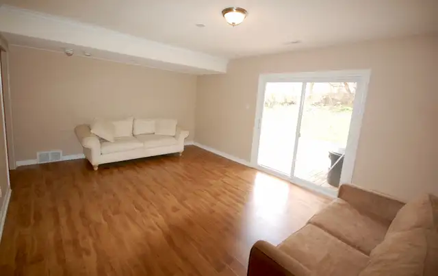 5 Bedroom House for Rent - Photo 2