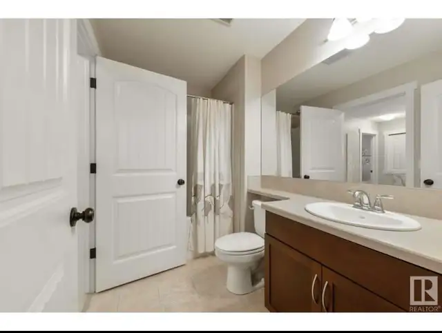 Room for rent for girls only - Photo 2