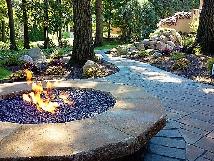 Interlocking Patios, Walkways & Retaining Walls - Landscaping
