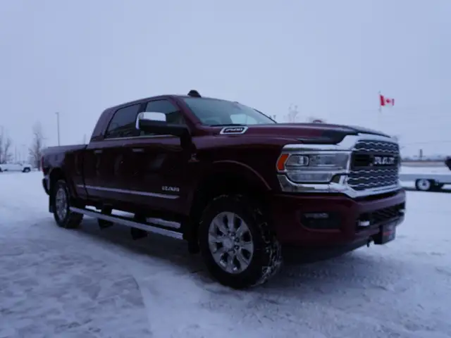 2022 Dodge Ram 2500 LIMITED MEGA CAB CUMMINS 4X4 W/9900GVW - Photo 3