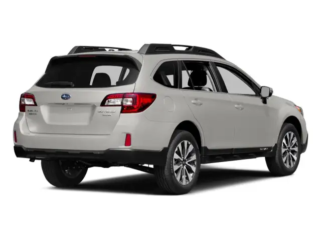 2015 Subaru Outback 2.5i Limited Package AWD | LEATHER | HEAT... - Photo 2