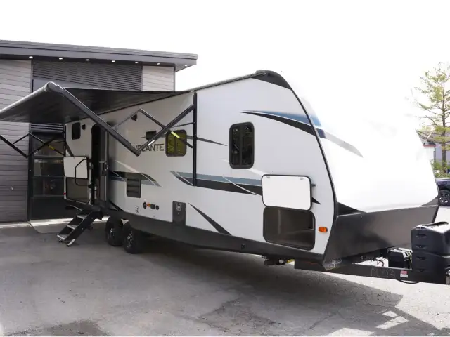 2022 Crossroads VOLANTE 22BH SLEEPS 9 | KING BED | BUNKHOUSE... - Photo 2