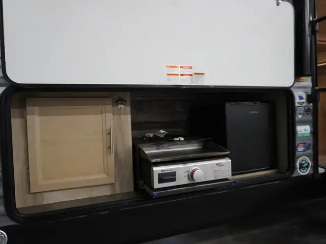 2021 Coachmen Catalina Legacy Edition W/BUNKS OUTDOOR KITCHEN DU - Photo 8