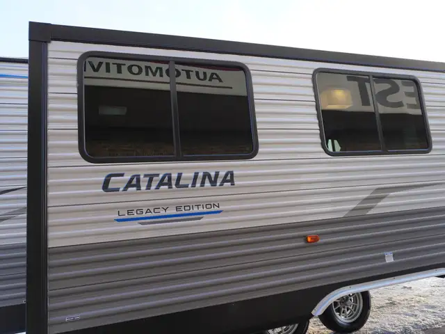 2021 Coachmen Catalina Legacy Edition W/BUNKS OUTDOOR KITCHEN DU - Photo 32