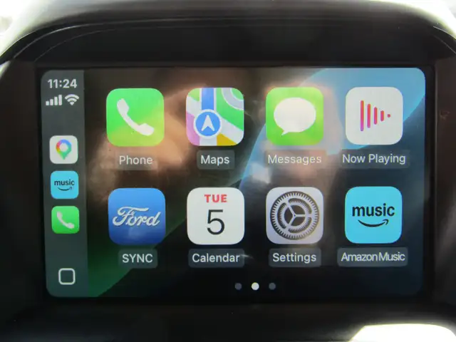 2019 Ford Escape SEL FWD Carplay / Adaptive Cruise / Leather / B - Photo 3