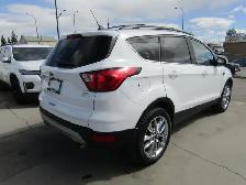 2019 Ford Escape SEL FWD Carplay / Adaptive Cruise / Leather / B - Photo 6