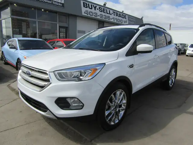 2019 Ford Escape SEL FWD Carplay / Adaptive Cruise / Leather / B - Photo 11