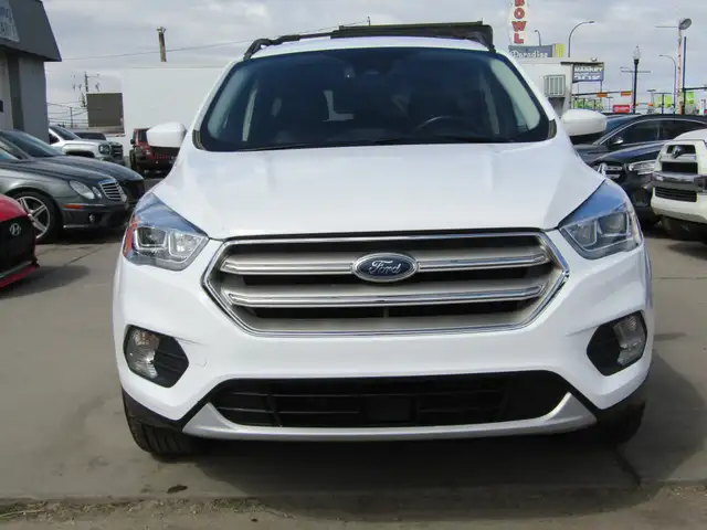 2019 Ford Escape SEL FWD Carplay / Adaptive Cruise / Leather / B - Photo 12
