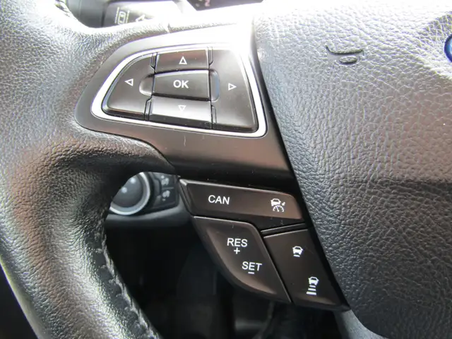 2019 Ford Escape SEL FWD Carplay / Adaptive Cruise / Leather / B - Photo 17