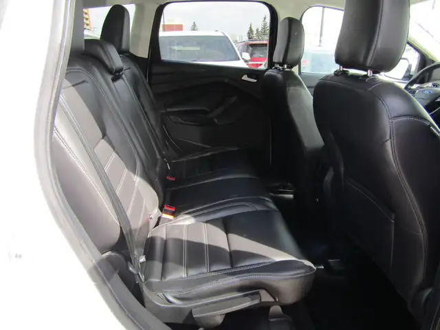 2019 Ford Escape SEL FWD Carplay / Adaptive Cruise / Leather / B - Photo 34