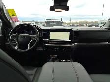 2025 Chevrolet Silverado 1500 LT Trail Boss LT TRAILBOSS/5.3L... - Photo 2