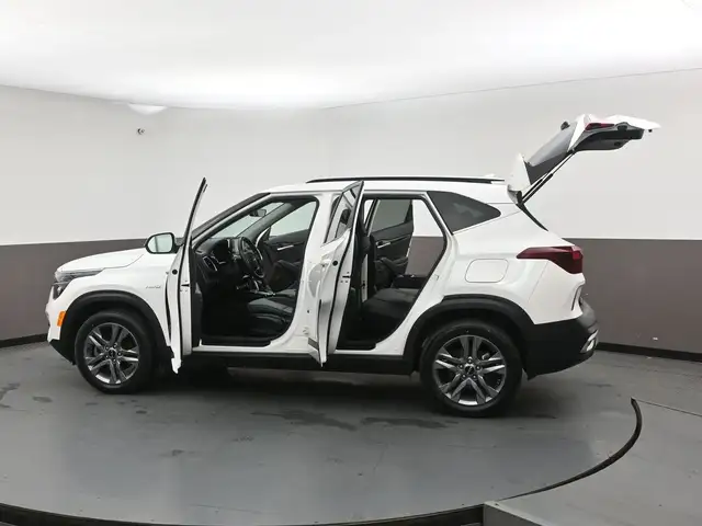 2023 Kia Seltos EX AWD Call 902-466-9550 Apple CarPlay/ Android - Photo 55