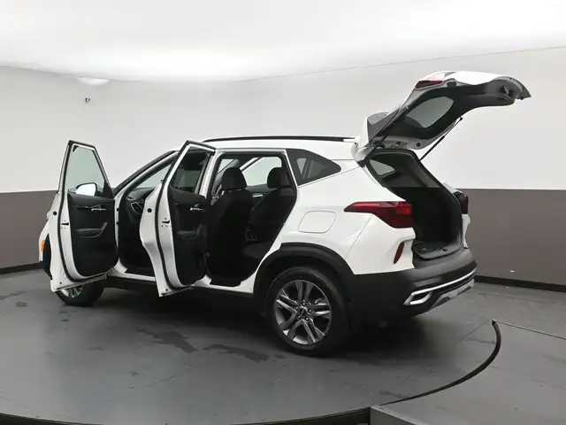 2023 Kia Seltos EX AWD Call 902-466-9550 Apple CarPlay/ Android - Photo 56