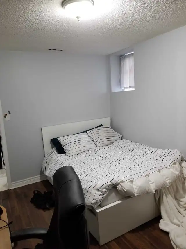 ONE BEDROOM BASEMENT APT. FOR RENT - Photo 7