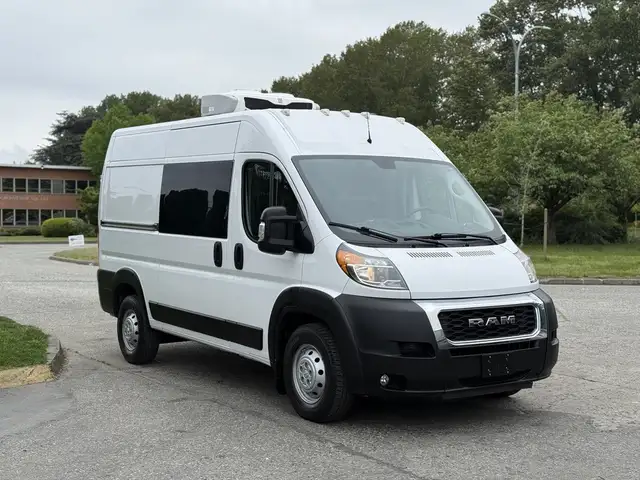 2020 Ram ProMaster 2500 Zanotti Reefer Cargo Van with Freezer Co - Photo 2