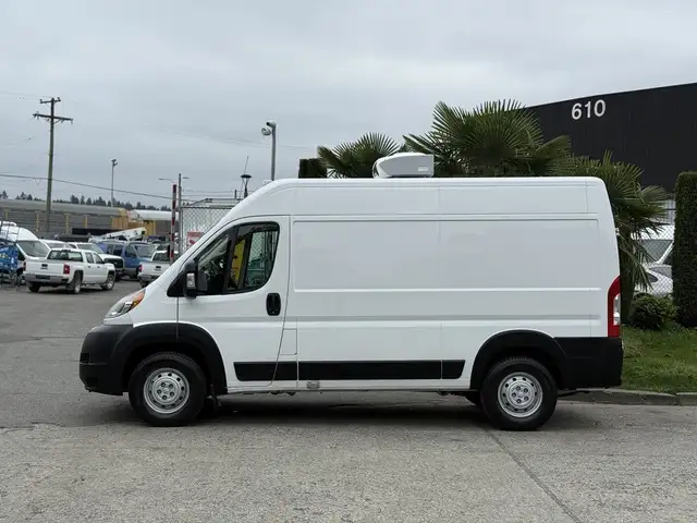 2020 Ram ProMaster 2500 Zanotti Reefer Cargo Van with Freezer Co - Photo 6