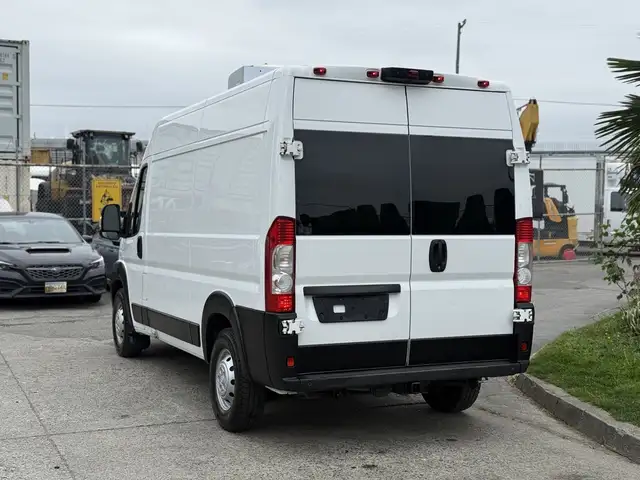 2020 Ram ProMaster 2500 Zanotti Reefer Cargo Van with Freezer Co - Photo 8