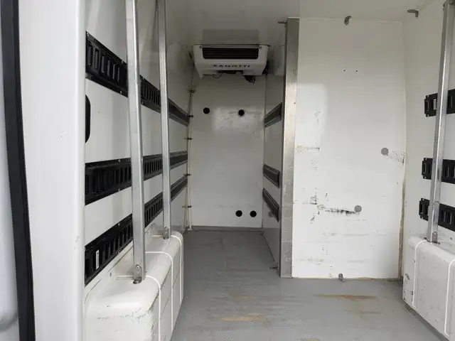 2020 Ram ProMaster 2500 Zanotti Reefer Cargo Van with Freezer Co - Photo 13