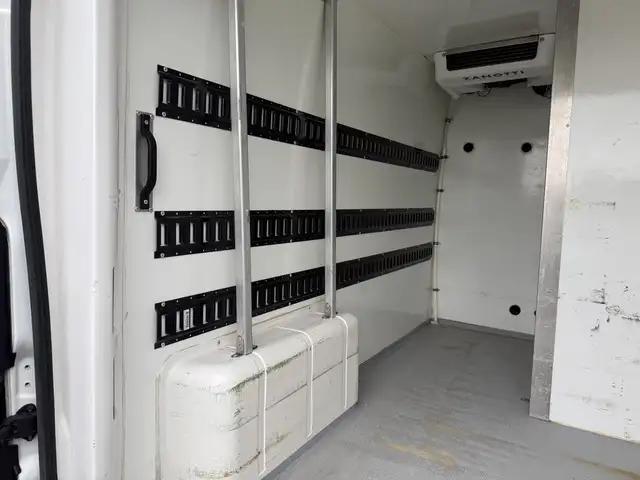 2020 Ram ProMaster 2500 Zanotti Reefer Cargo Van with Freezer Co - Photo 15