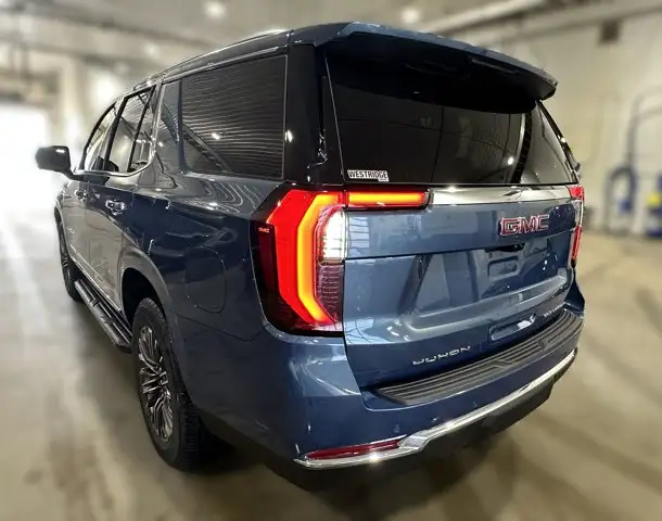 2026 GMC Yukon Elevation - Photo 3