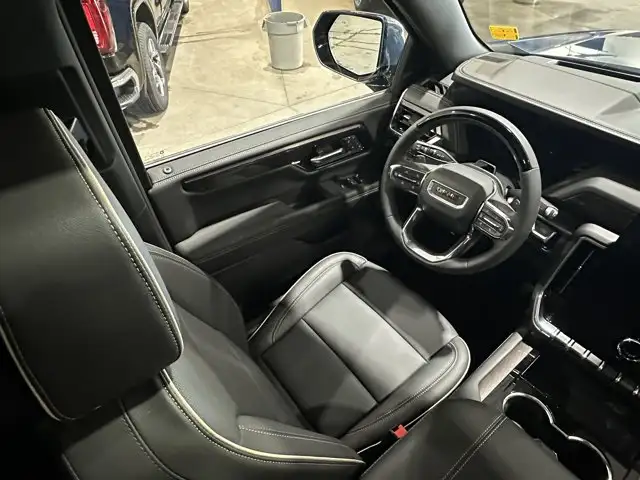 2026 GMC Yukon Elevation - Photo 17