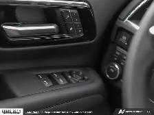 2026 Chevrolet Suburban RST SUNROOF // 2ND ROW BUCKETS // COM... - Photo 16