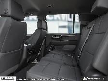2026 Chevrolet Suburban RST SUNROOF // 2ND ROW BUCKETS // COM... - Photo 21